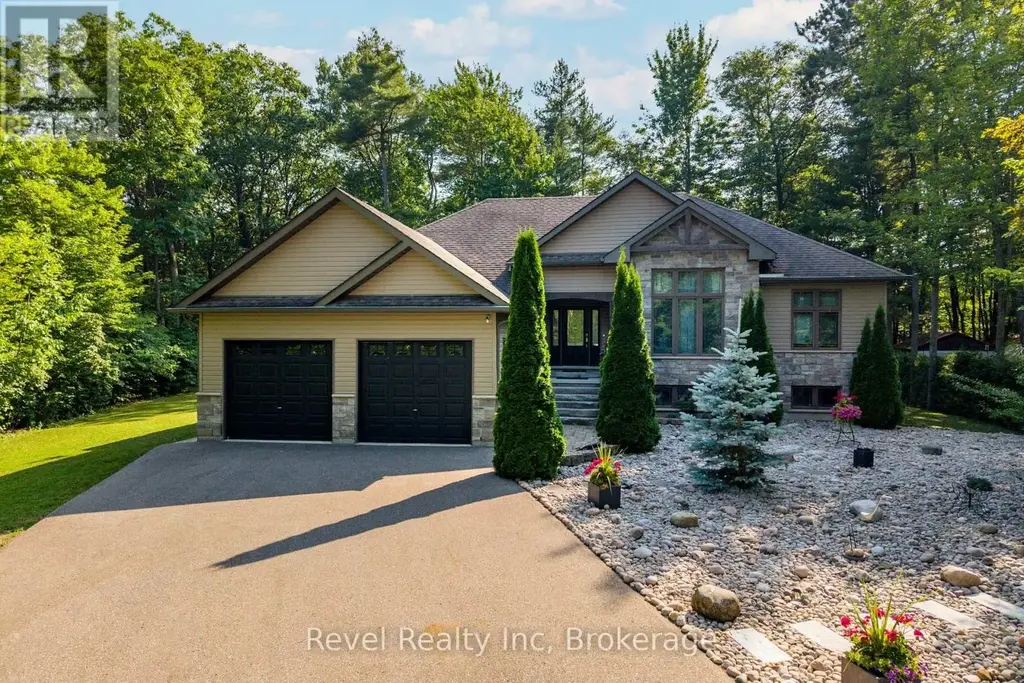 54 Vincent Circle, Tiny